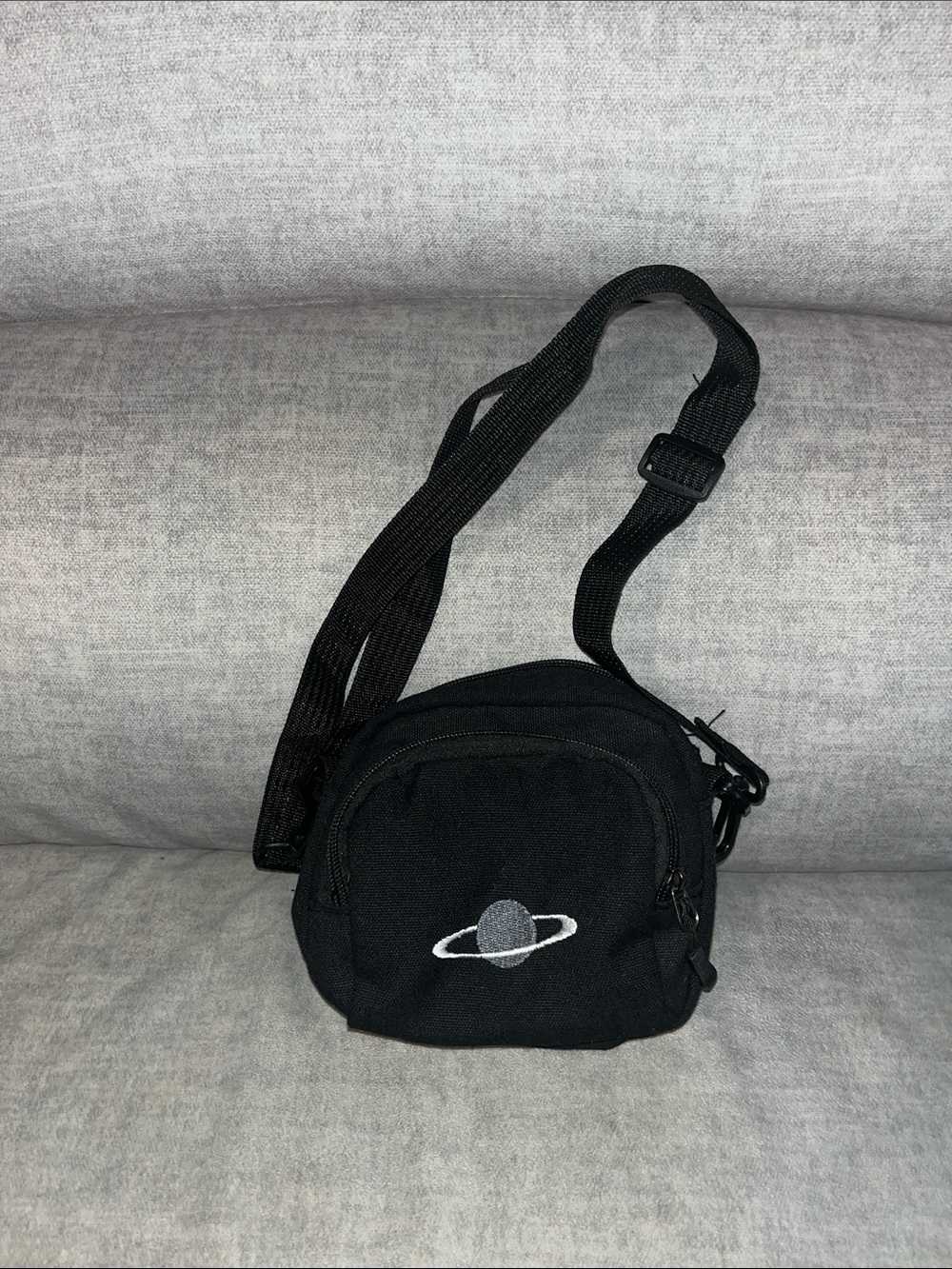 SHEIN Saturn Carrying Bag